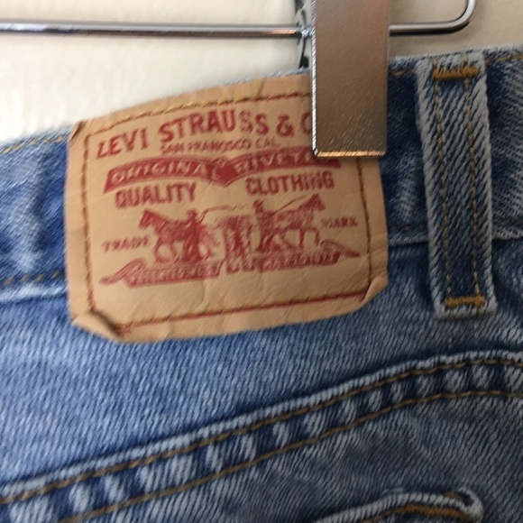 [Levi's] Vintage High Rise Denim Cut Off Shorts - Picture 10 of 11